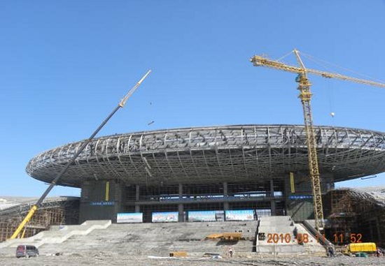 “天山明月”迎接天下眼光 ——新疆国际会展中心建设记