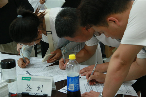 精铸匠魂 工筑青春丨博盈国际钢构集团2021年应届大学生新员工军事训练圆满举行！