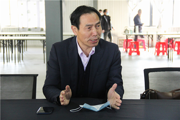 博盈国际钢构集团执行董事长孙关富坐镇现场担当总指挥_副本.jpg
